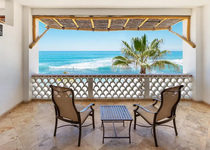 Сity center hotels Cabo Surf