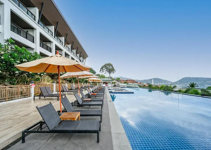 Luxury hotel only: Andamantra Resort And Villa Phuket