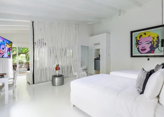 Luxury hotel only: Gigi Brown Beachfront Santa Teresa