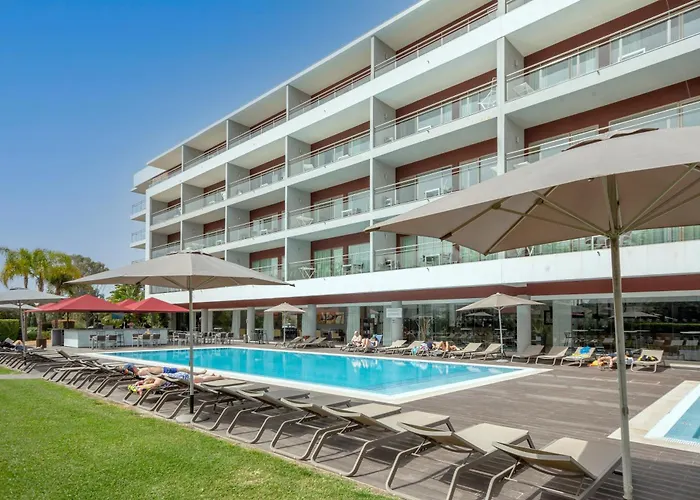 Hotel met zwembad: Areias Village Beach Suite Hotel