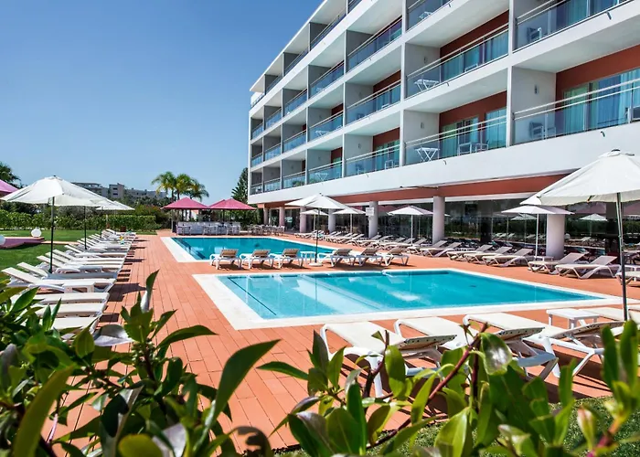 Hotel met zwembad: Areias Village Beach Suite Hotel