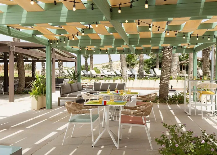 Hilton Skanes Beach