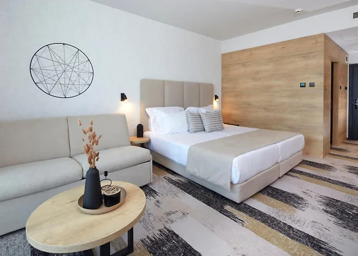 Huisdiervriendelijk hotel: Hotel Marvel All Inclusive - Fully Renovated Free Beach Access