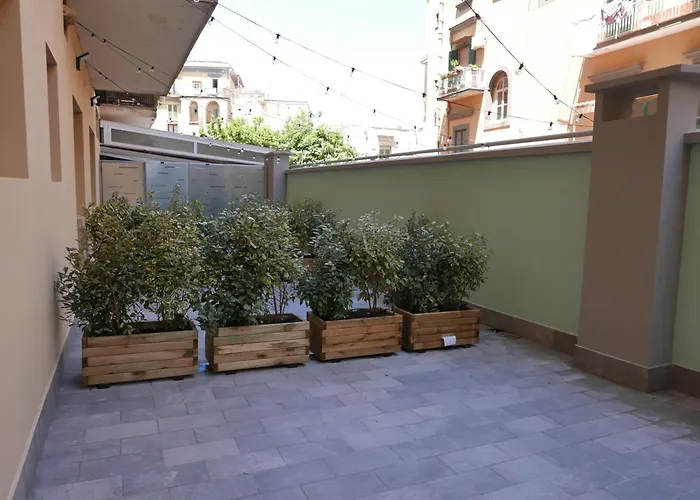 Re Lazzarone Suite