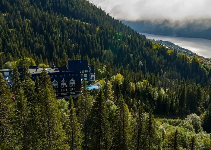 Jacuzzi hotel: Hotell Fjaellgarden Ski-In Ski-Out