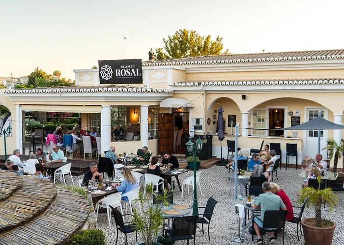 Hotels with tennis Quinta Do Rosal