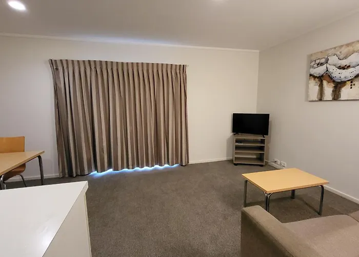 Motel: Manukau Motor Lodge