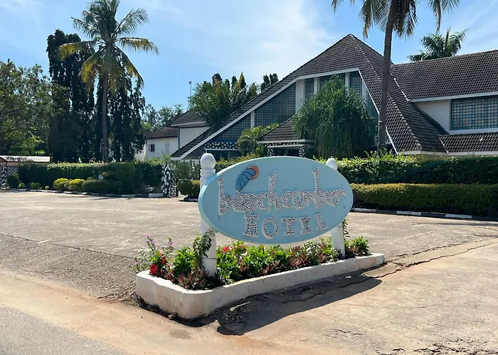 Beachcomber Hotel And Resort