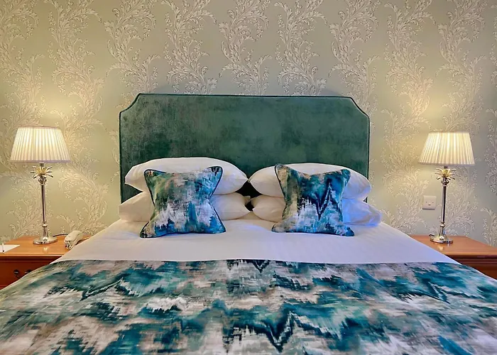 Pet Friendly hotel: Garvock House Hotel