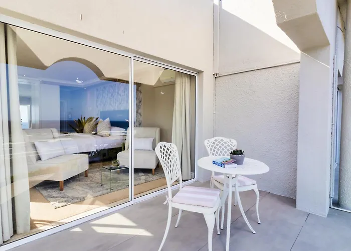 Strandhotel: Hermanus Beachfront Lodge - Solar Power