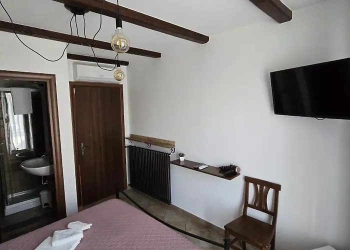 Hotel: La Vie En Rose