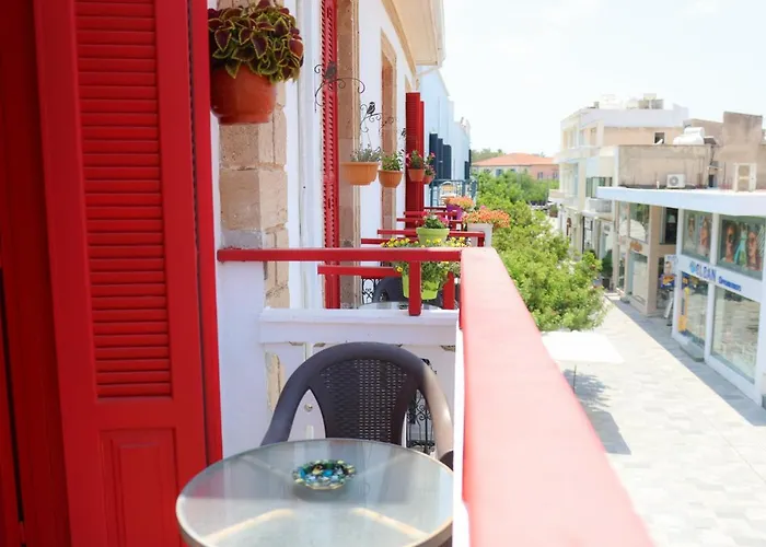 Hôtel pour familles: Kiniras Traditional Hotel & Restaurant