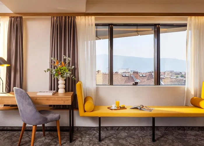  Rosslyn Thracia Sofia
