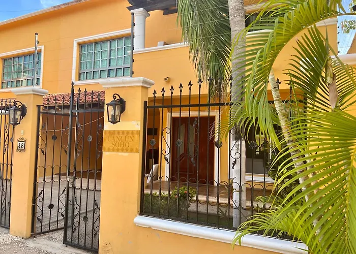 B&B: Cancun-Soho