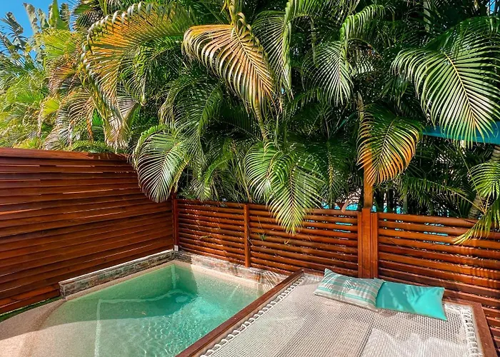 Hotel Jacuzzi Privatif Kawan Bay Suites