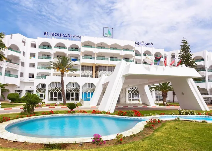  El Mouradi Palace- Couple Et Famille Uniquement