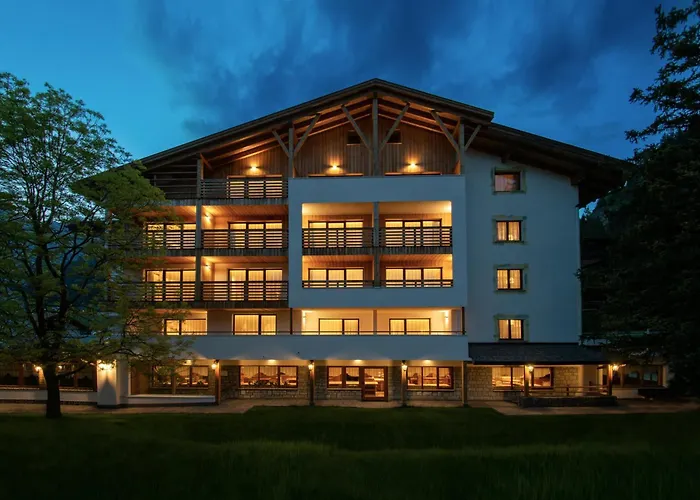 Hotel Ping Pong: Hotel Villa Eden