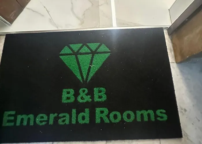 Emerald Rooms