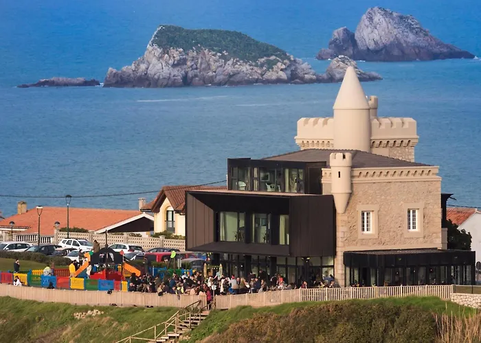 El Castillo De Los Locos