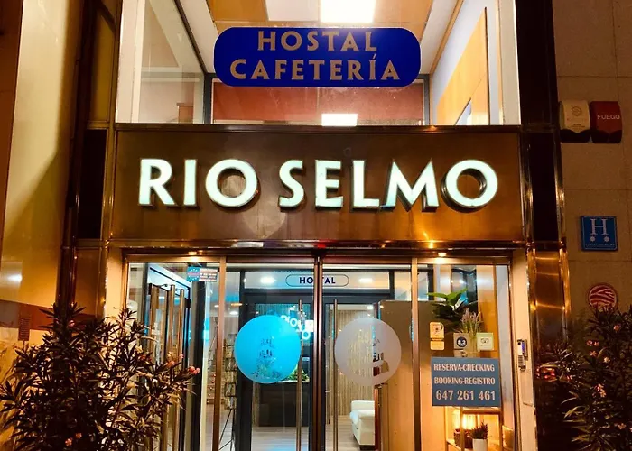 B&B: Hostal Rio Selmo