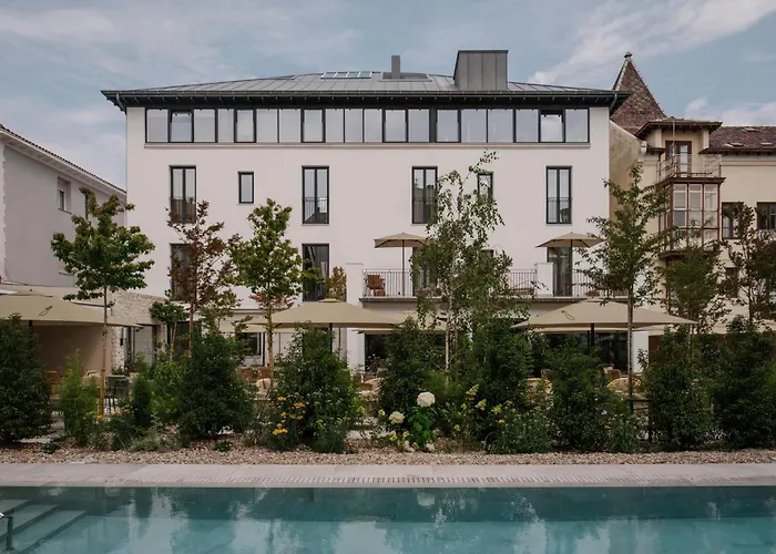 Strandhotel: Hotel Rhin Garden
