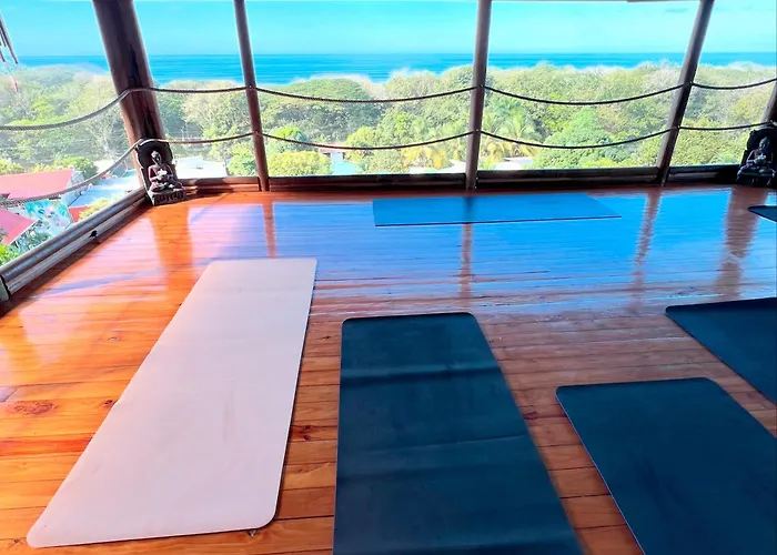 Horizon Hotel & Yoga Center