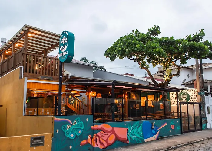 Hotel que aceita animais de estimação: Babitonga Hostel - 100m da Prainha