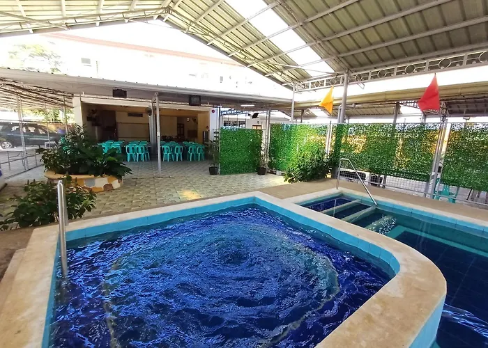 Sakura'S Pool And Leisure Hub
