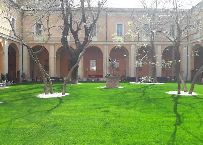 Student's Hostel Della Ghiara