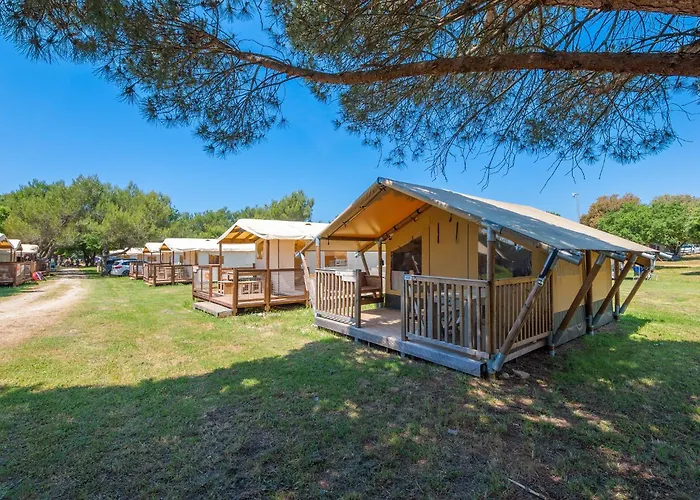 Golf hotels Eurocamp Tents At Campsite Polari