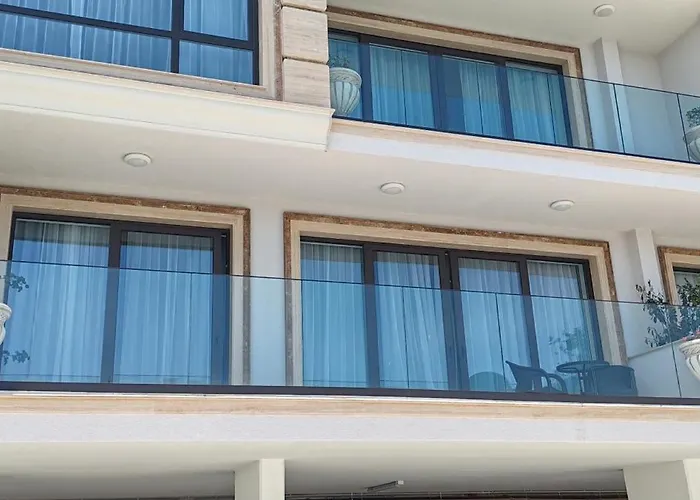Sea Point La Mer