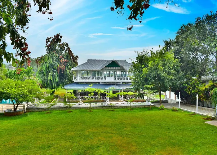 Mgm Whispering Wind'S Yelagiri