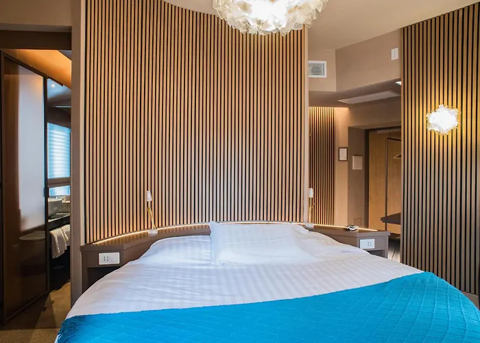 163 Boutique Hotel