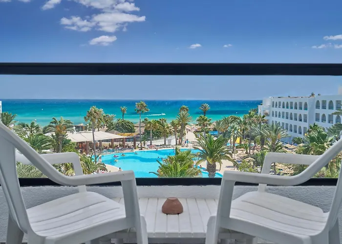 Waterpark hotel: Nozha Beach Resort & Spa