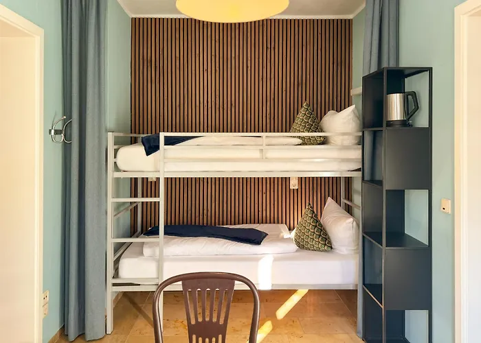 Pet Friendly hotel: Villa Fantasia Budget Boutique Hotel