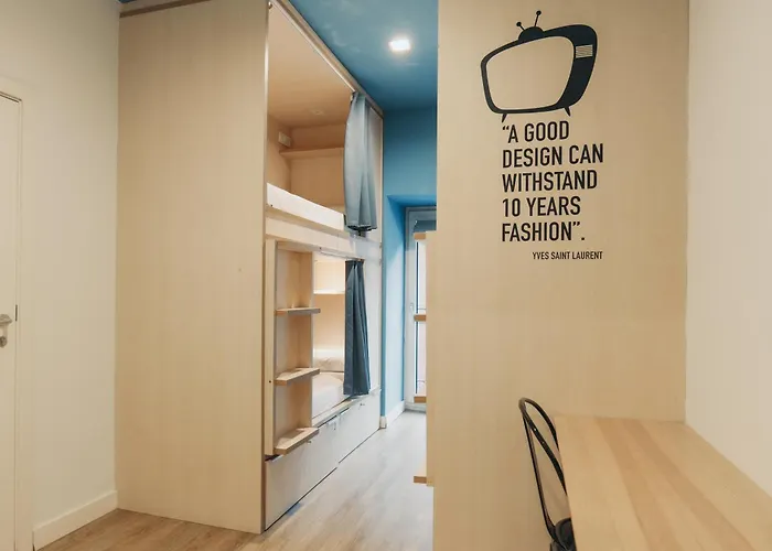 Hotel nahe College: Mola Hostel