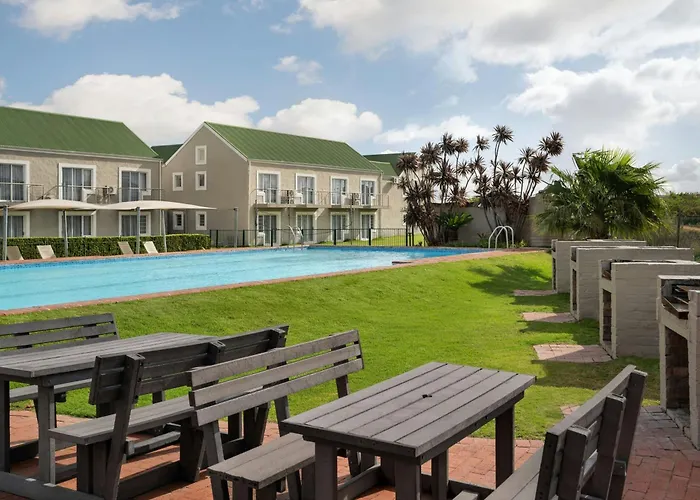 3 star hotel: Protea Hotel By Marriott Stellenbosch & Conference Centre