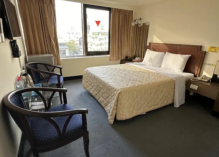B&B only: Chian Huei Business Hotel