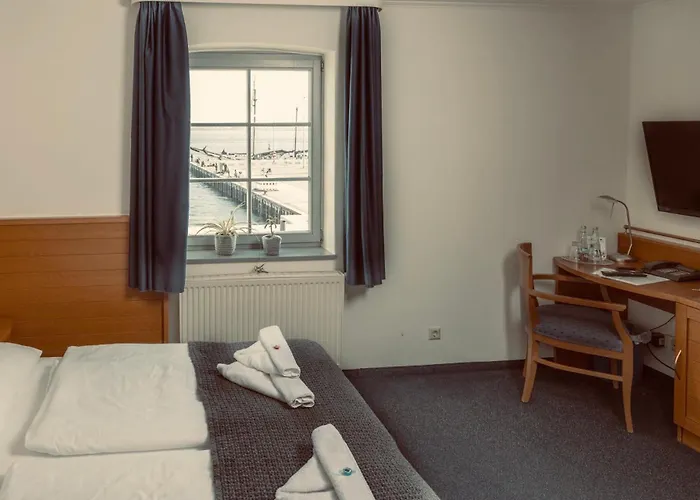 3-Sterne-Hotel: Hiddenseer Hotel
