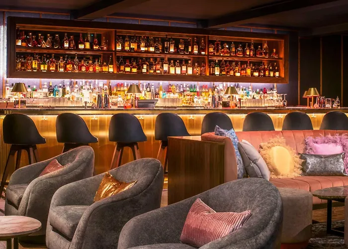 Hotel com jacuzzi: Bvlgari Hotel London