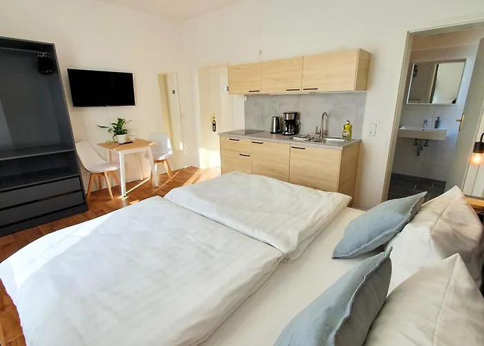 Good Stay Aparthotel mit kostenlosen Parkplätzen