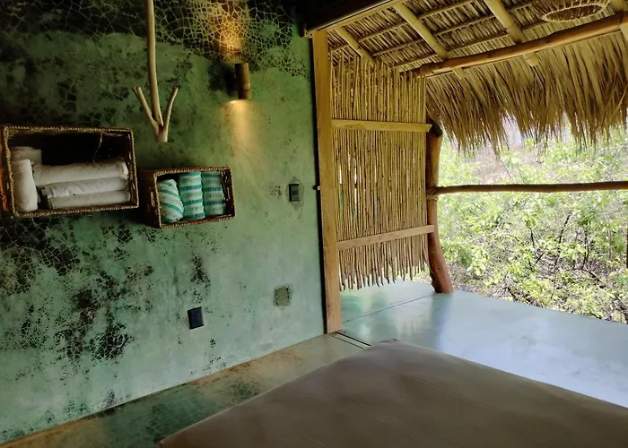 Cocos Hotel