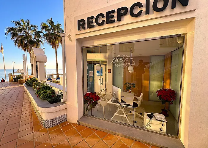 Vakantieverhuur: Apartamentos Perla Marina