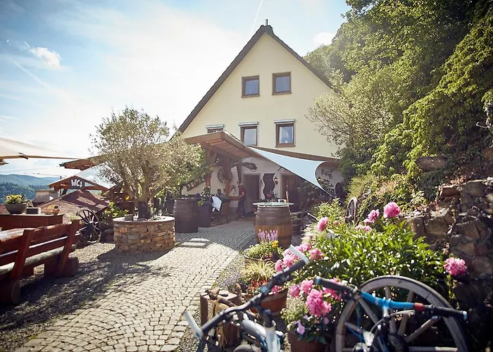 Onkel Toms Hütte, Weingut Friedhelm Lenz