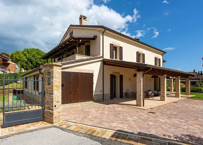BB Da La Mi Ma, Gradara