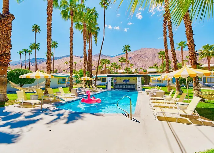  Place In The Sun - Adults Only Big Units, 24H Heated Pool & Spa In 1 Acre Park Prime Location, Dog Friendly, Top Midcentury Modern Boutique