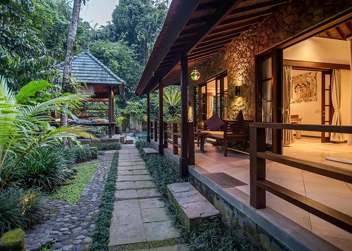 Villa: D'Legon Villas