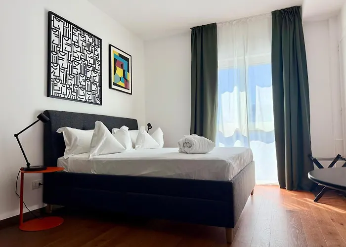 Fos Suites Ambasciatori