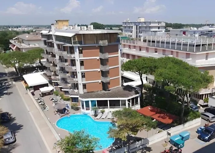 Hotel vicino al College: hotel la siesta