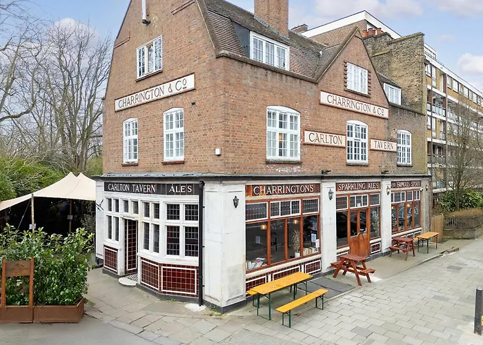 Carlton Tavern